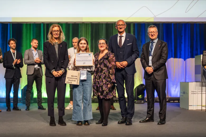 Remise 1er prix du concours Pitch your project - édition 2025